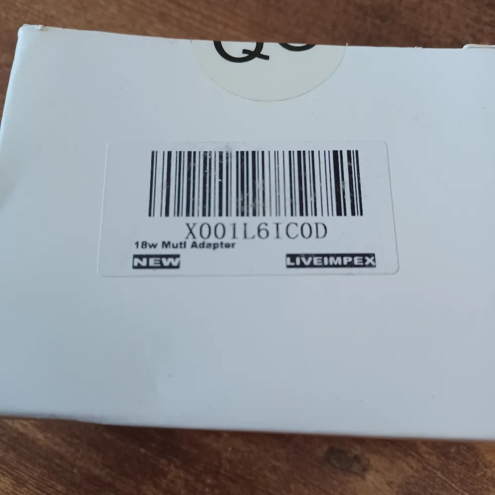 NIB 18Watt Multi AC/DC adapter